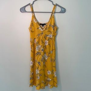 Super cute Kendall & Kylie Dress.